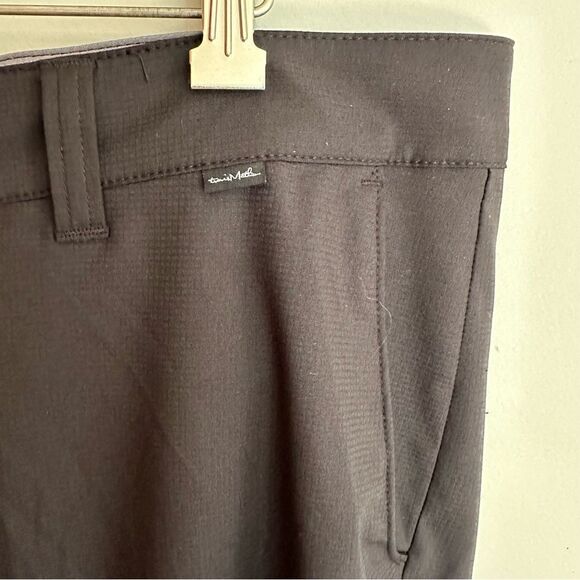TRAVIS MATHEW Black Polyester Blend size 38Mens Golf Athletic Shorts - Picture 3 of 5